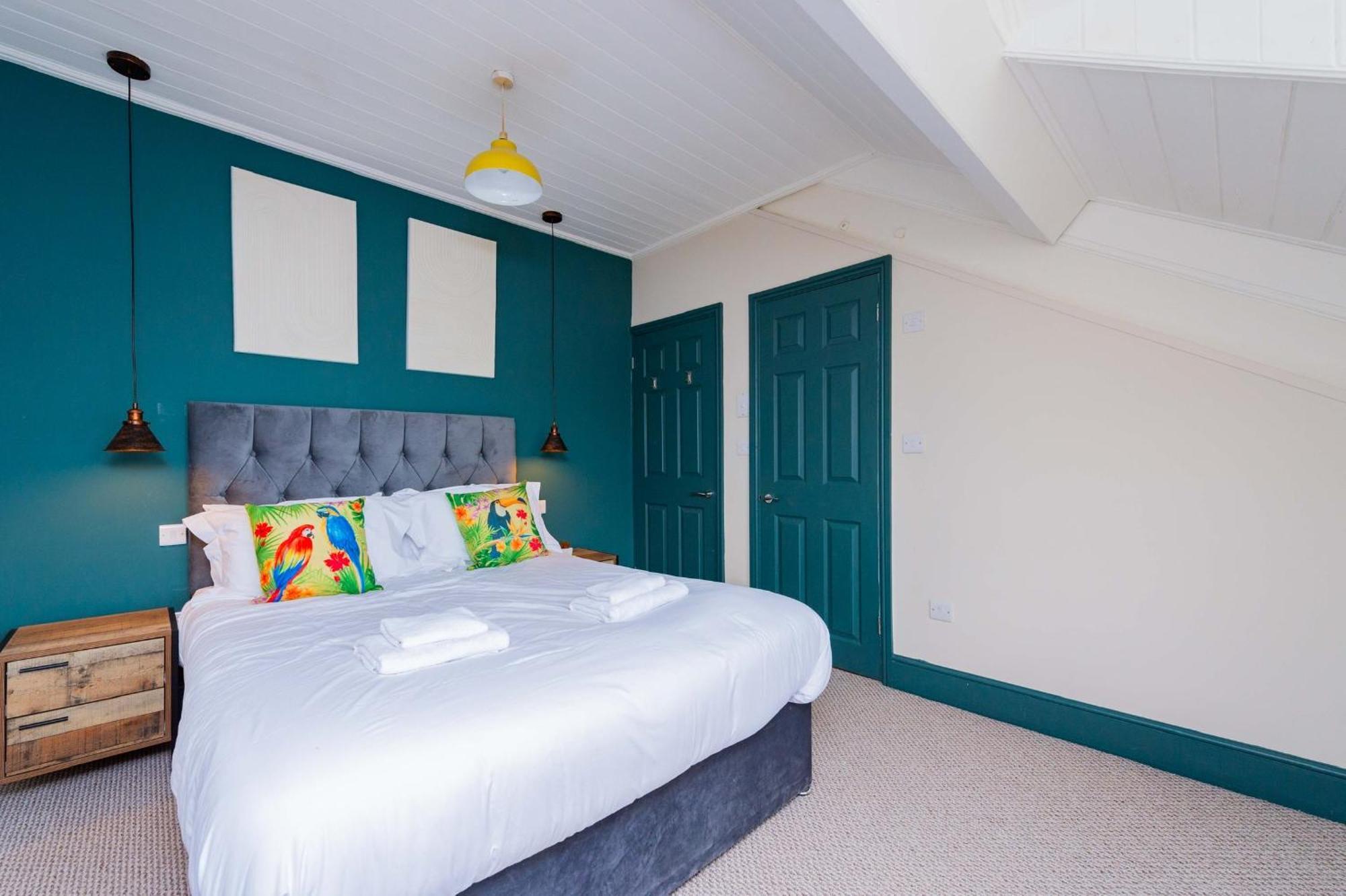 Snowdon House, 8 Bedrooms, Sleep 16, Close To Blackrock Sand Porthmadog Buitenkant foto
